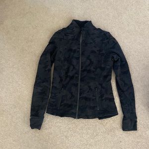 LULULEMON black camo jacket